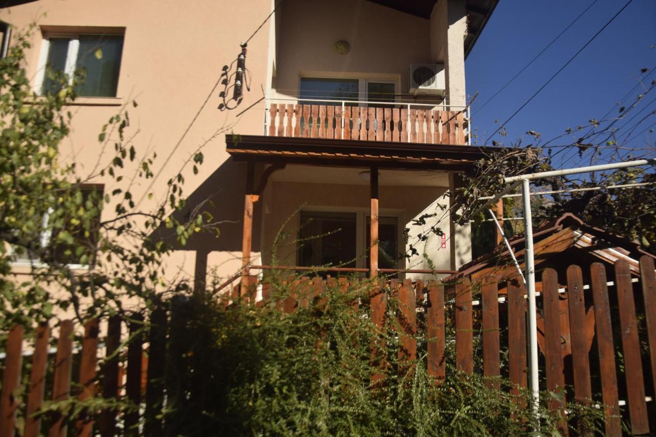 ספרבה בניה Guest House Zdravets מראה חיצוני תמונה